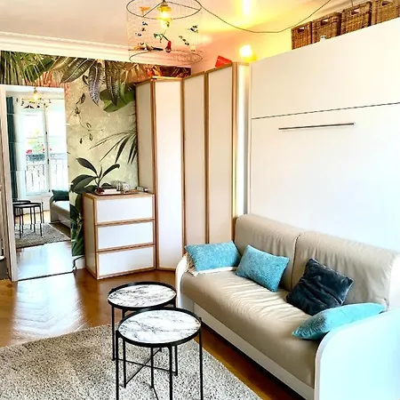 Hyper-centre 1er, Grande Avec Balcon Privatif ホームステイ パリ