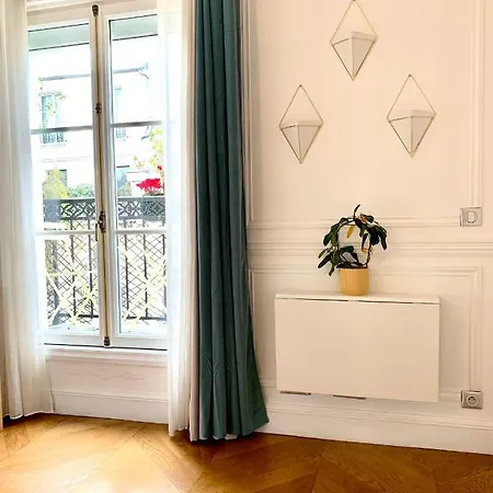 ホームステイ Hyper-centre 1er, Grande Avec Balcon Privatif
